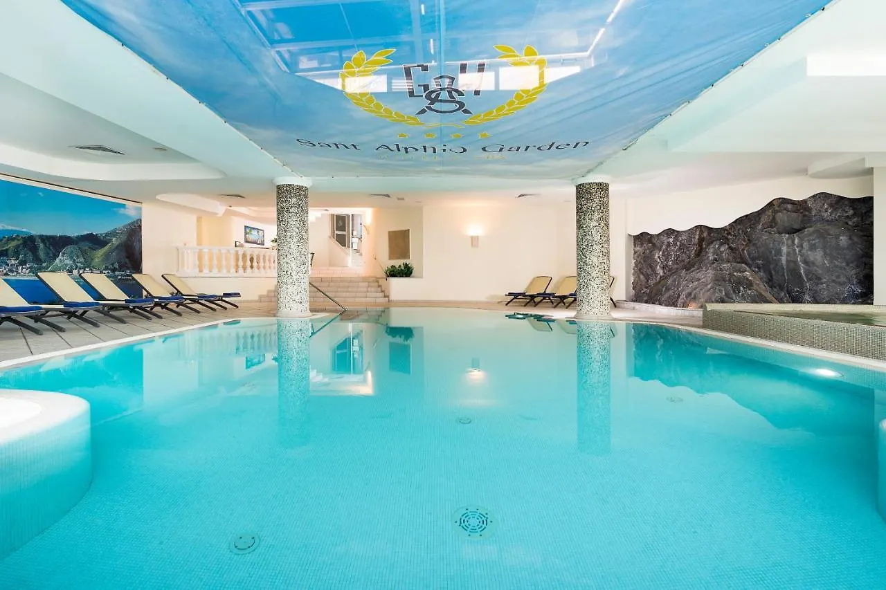 Sant Alphio Garden Hotel & Spa جيارديني ناكسوس 4*,