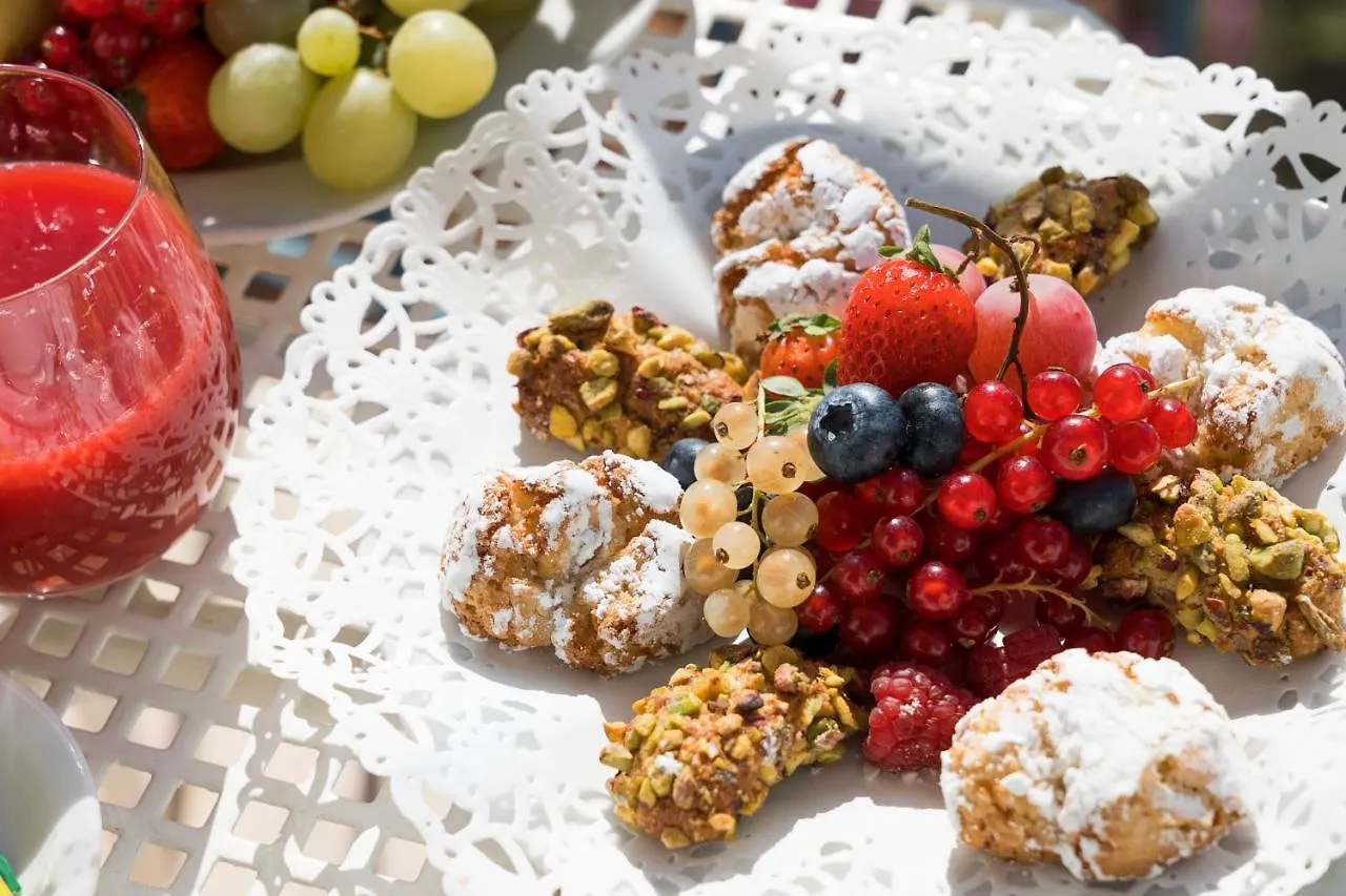 Sant Alphio Garden Hotel & Spa جيارديني ناكسوس 4*,  إيطاليا