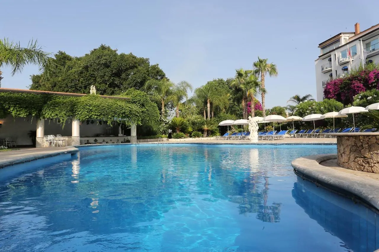 Sant Alphio Garden Hotel & Spa جيارديني ناكسوس إيطاليا