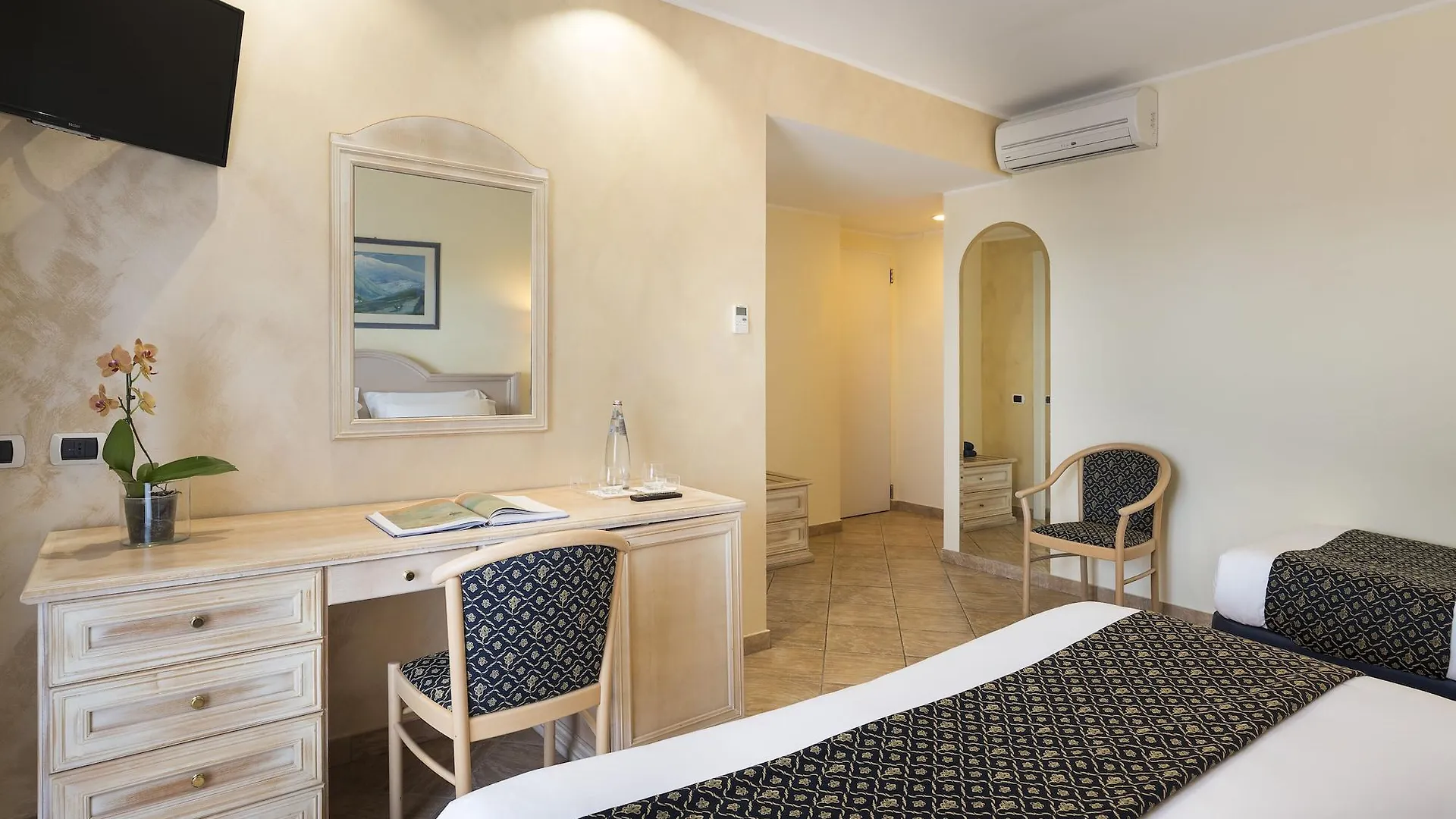 Sant Alphio Garden Hotel & Spa جيارديني ناكسوس