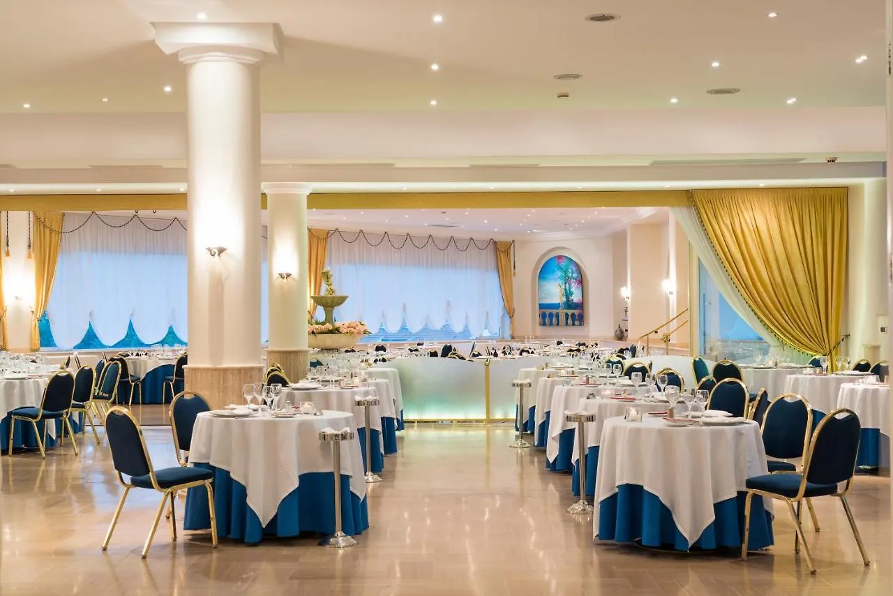 Sant Alphio Garden Hotel & Spa Giardini Naxos 4*,
